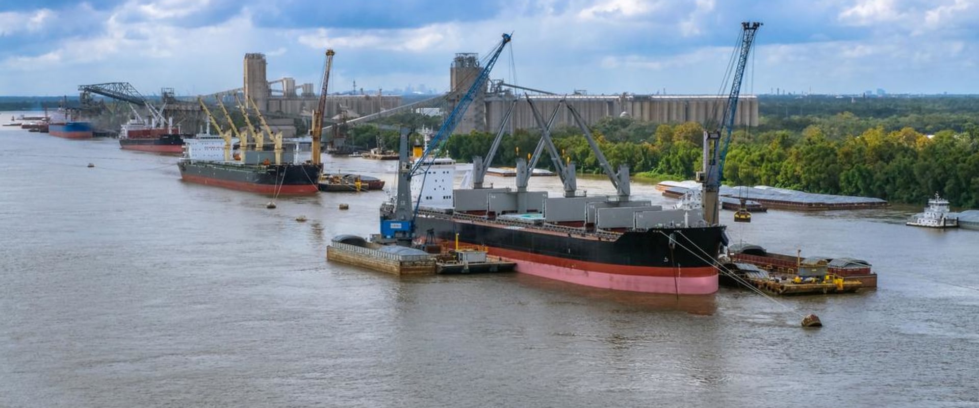 Boat Hauling Services: A Comprehensive Overview