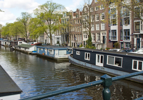 Inland Boat Transport: A Comprehensive Overview